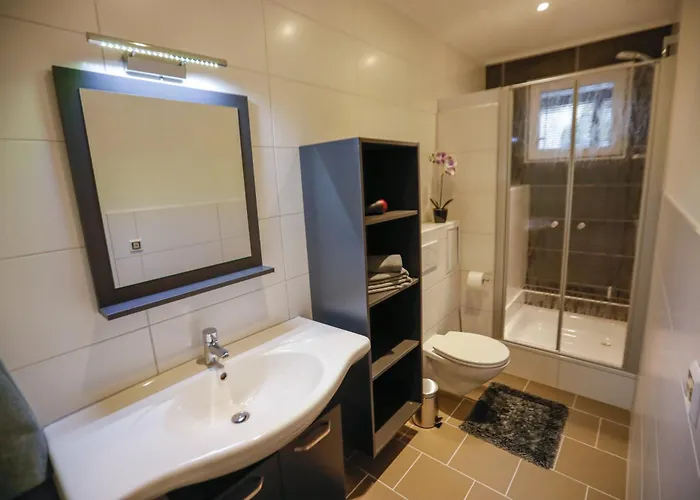 Apartment Turis 65-2 *